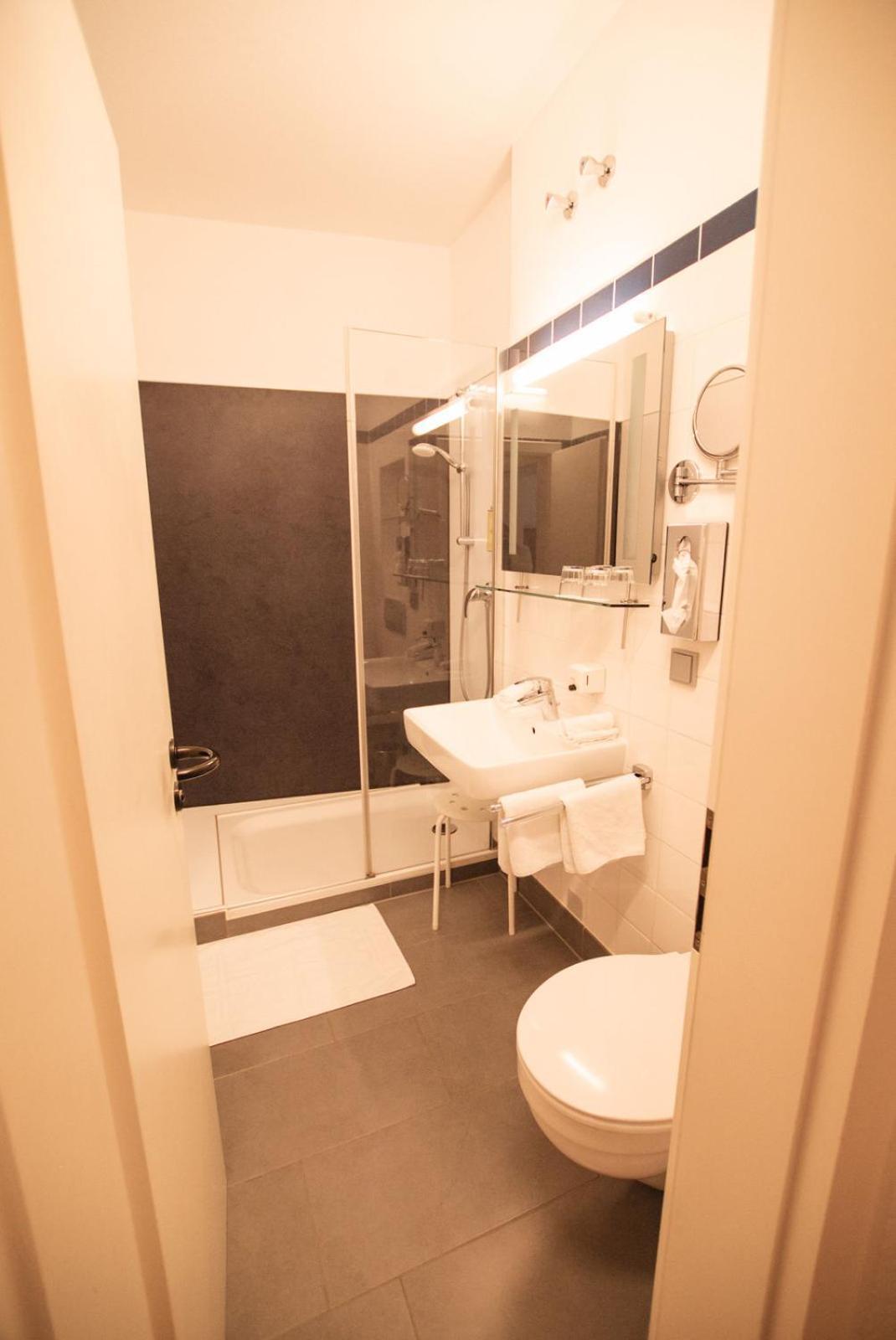 Hotel Am Main Veitshöchheim Pokoj fotografie